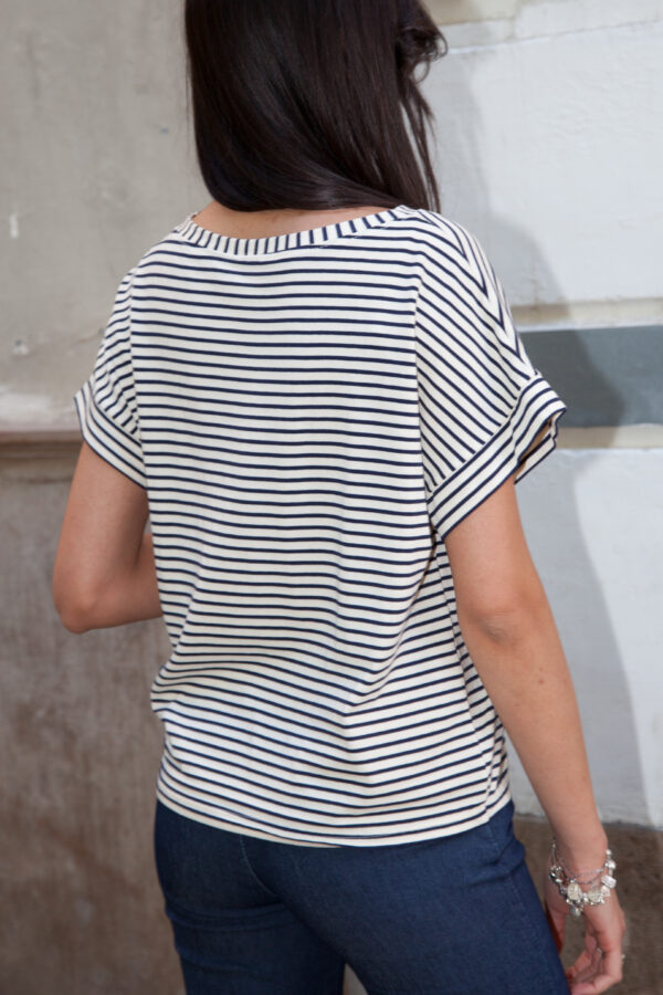Camiseta Mod. Annette Color Azul Marino/Blanco - Imagen 4