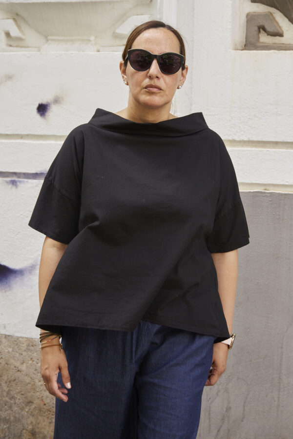 Blusa Mod. Sonia Color Negro - Imagen 4