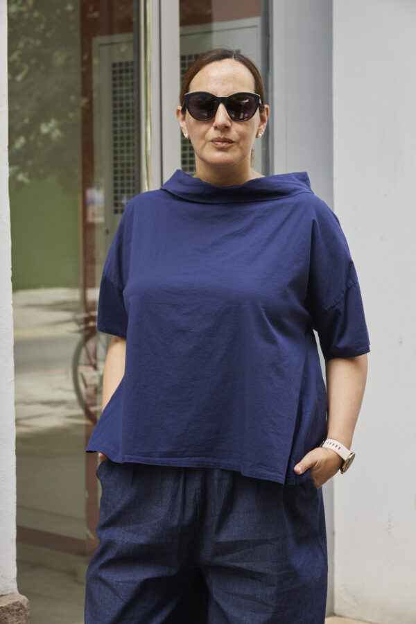 Blusa Mod. Sonia Color Azul Marino - Imagen 3
